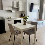 Maison 32 - Station - Netflix Free דירה *