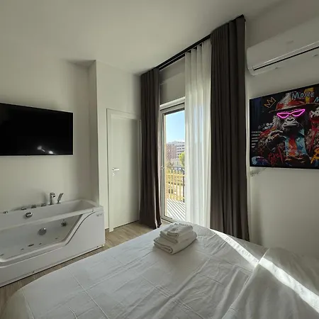 Maison 32 - Station - Netflix Free Bari