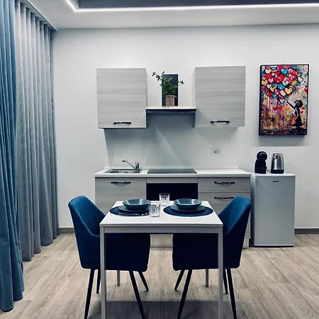 Maison 32 - Luxury Con Jacuzzi E Cucina - Station * Bari