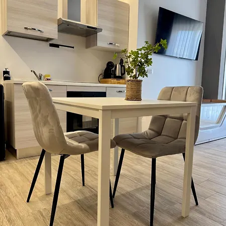 Maison 32 - Luxury Con Jacuzzi E Cucina - Station Appartement Bari