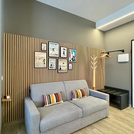 Appartement Maison 32 - Luxury Con Jacuzzi E Cucina - Station Bari