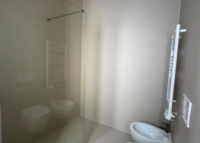 Maison 32 - Station - Netflix Free בארי