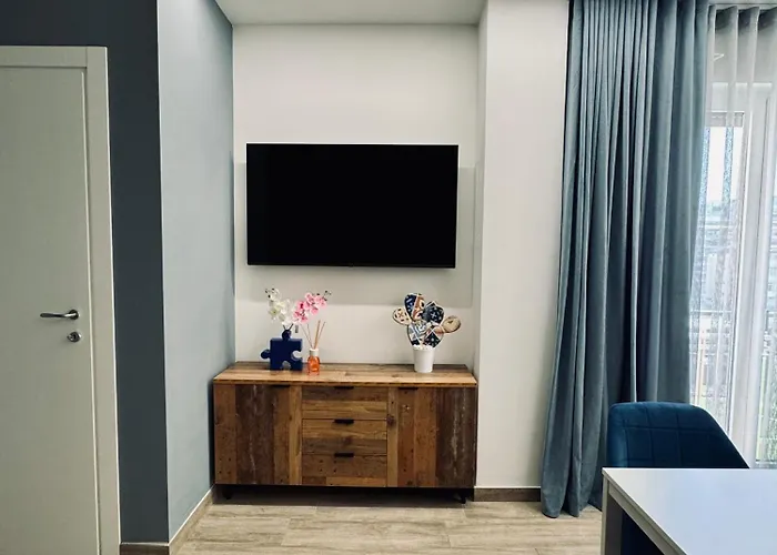 Maison 32 - Station - Netflix Free בארי